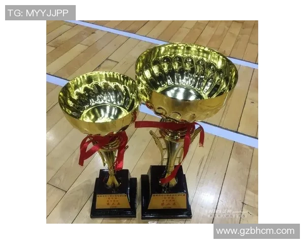 上海羽毛球队在选拔赛中以79分稳居积分榜首位